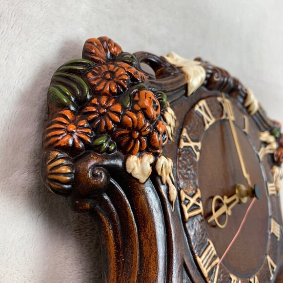 Arnel’s Vintage Hand Painted Wood-Look Ceramic Mantel Victorian Clock 10”H - Picture 8 of 16